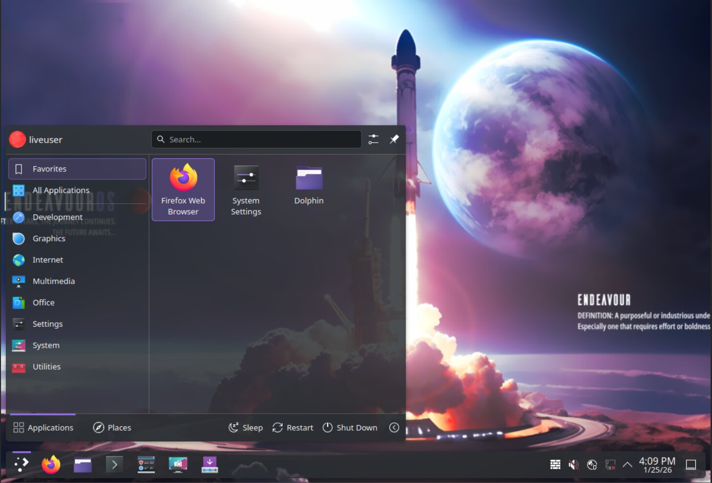 Pulpit EndeavourOS z KDE Plasma i otwartym menu